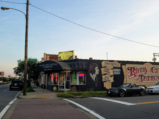 Body Piercing Shop «River City Tattoo Co», reviews and photos, 1128 N Boulevard, Richmond, VA 23230, USA