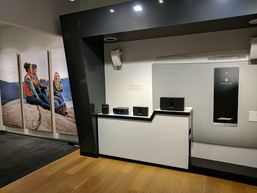 Furniture Store «Crate and Barrel», reviews and photos, 125 Westchester Ave, White Plains, NY 10601, USA