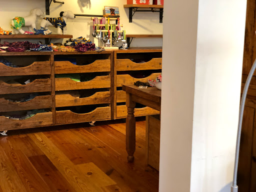 Pet Supply Store «Diggidy Dog», reviews and photos, Ocean Ave & Monte Verde St, Carmel-By-The-Sea, CA 93923, USA