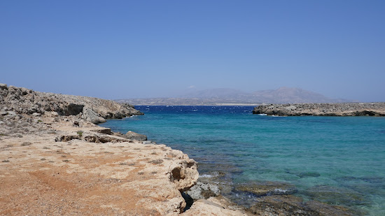 Exo Elaris beach