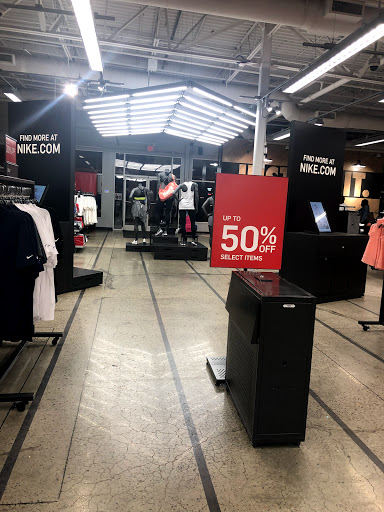 Sporting Goods Store «Nike Factory Store», reviews and photos, 4642 Factory Stores Blvd FF100, Myrtle Beach, SC 29579, USA