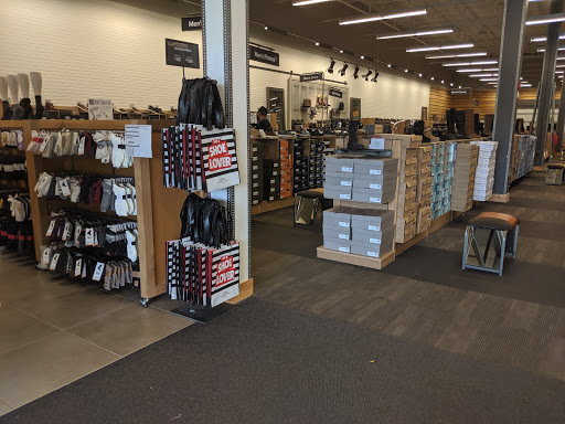 DSW Designer Shoe Warehouse