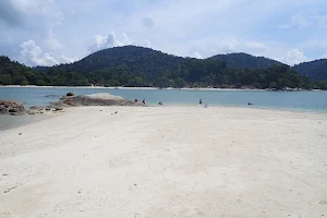 Pulau Giam image