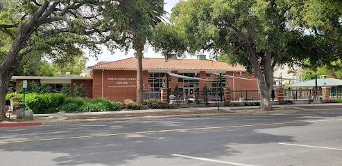 Randall Lewis Center for Well-Being and Research - Davenport Dining Hall, 1998 3rd St, La Verne, CA 91750
