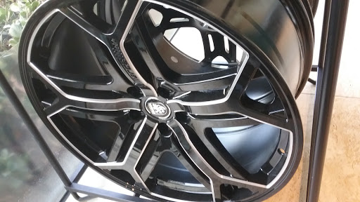 Land Rover Dealer «Jaguar Land Rover Newport Beach», reviews and photos, 1540 Jamboree Rd, Newport Beach, CA 92660, USA