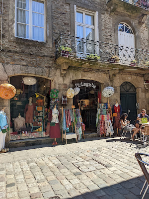 Mistinguette à Dinan