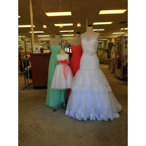 Bridal Shop «Alfred Angelo Bridal», reviews and photos, 7204 McKnight Rd, Pittsburgh, PA 15237, USA