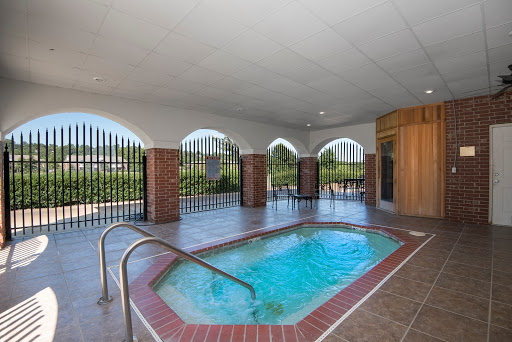 Country Club «Cadron Valley Country Club», reviews and photos, 3400 Irby Dr, Conway, AR 72034, USA