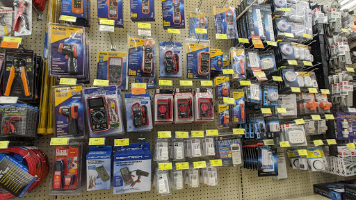 Hardware Store «Harbor Freight Tools», reviews and photos, 6808 W Greenfield Ave, West Allis, WI 53214, USA