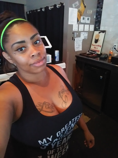 Bar & Grill «Henney Tyme Bar and Lounge», reviews and photos, 3200 Hallandale Beach Blvd, Hollywood, FL 33023, USA