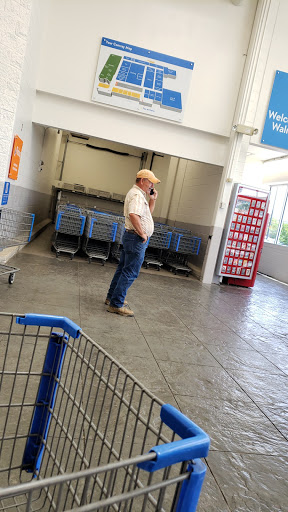 Department Store «Walmart Supercenter», reviews and photos, 3900 Dave Ward Dr, Conway, AR 72034, USA