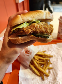 Sandwich au poulet du Restaurant américain Popeyes - Paris Montmartre - n°3