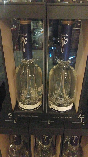 Wine Store «The Wine Cave - Kosher Wine & Spirits», reviews and photos, 888 Bedford Ave, Brooklyn, NY 11205, USA