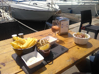 Plats et boissons du Restaurant méditerranéen Au bout du quai à Agde - n°10