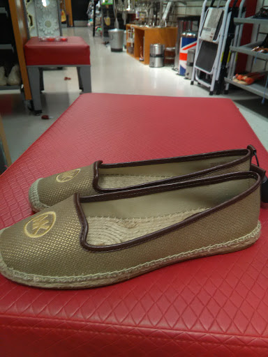 Department Store «T.J. Maxx», reviews and photos, 16920 US-441, Mt Dora, FL 32757, USA