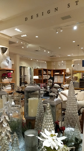 Furniture Store «Pottery Barn», reviews and photos, 75 Middlesex Turnpike #2001a, Burlington, MA 01803, USA