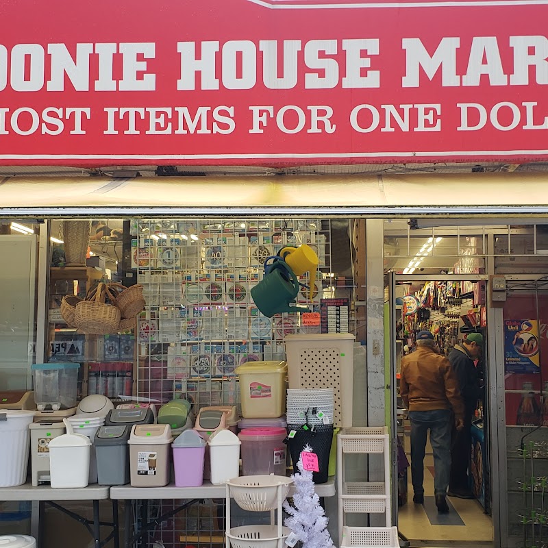 Loonie House Market