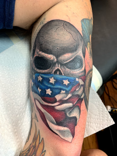 Tattoo Shop «Main Street Tattoo On Woodruff», reviews and photos, 1178 Woodruff Rd #7, Greenville, SC 29607, USA