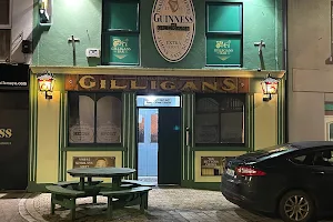 Gilligans Bar image