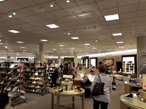 Department Store «Nordstrom», reviews and photos, 2901 S Capital of Texas Hwy, Austin, TX 78746, USA