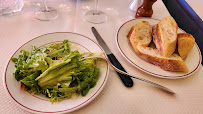 Salade César du Restaurant Le Relais de l'Entrecôte à Paris - n°1