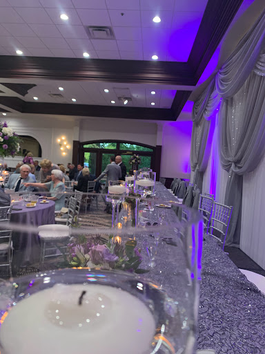 Banquet Hall «Villa Penna Banquet Office Hours: Mon-Sat 10am-6pm», reviews and photos, 43985 Hayes Rd, Sterling Heights, MI 48313, USA