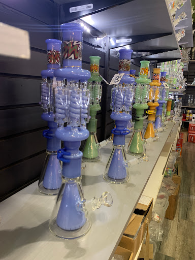 Tobacco Shop «Starbuzz Smoke Shop», reviews and photos, 668 Soscol Ave, Napa, CA 94559, USA