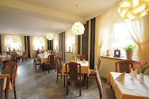 Gasthof und Hotel „Roter Hirsch“ image