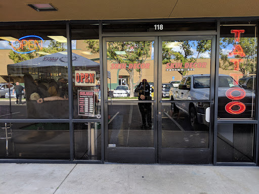 Tattoo Shop «Skin Decor Tattoo Studio», reviews and photos, 5048 N Blackstone Ave, Fresno, CA 93710, USA