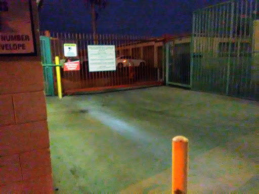 Self-Storage Facility «Bellflower Self Storage», reviews and photos, 14822 Lakewood Blvd, Bellflower, CA 90706, USA