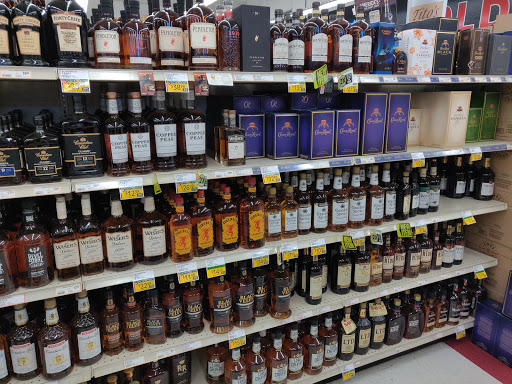 Liquor Store «Cash Wise Liquor», reviews and photos, 308 Central Ave E, St Michael, MN 55376, USA