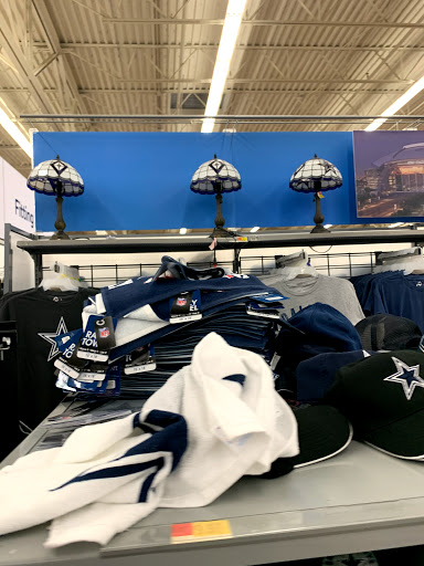 Department Store «Walmart Supercenter», reviews and photos, 915 E Randol Mill Rd, Arlington, TX 76011, USA