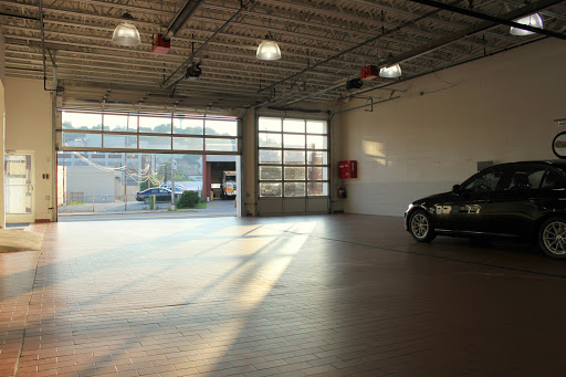 BMW Dealer «P & W BMW», reviews and photos, 4801 Baum Blvd, Pittsburgh, PA 15213, USA