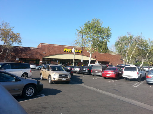 Grocery Store «Food 4 Less», reviews and photos, 1651 E 103rd St, Los Angeles, CA 90002, USA