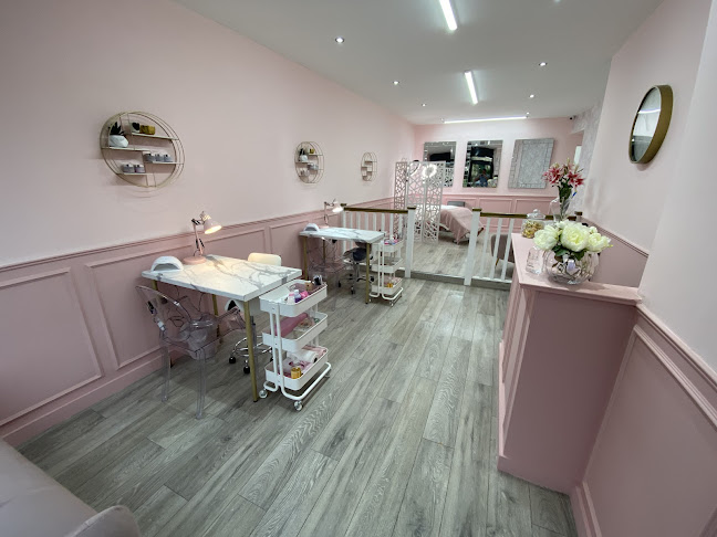 Reviews of Madame Glam Beauty in Liverpool - Beauty salon