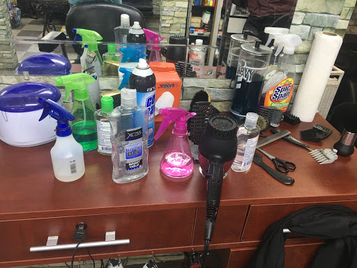 Barber Shop «New York Barber Shop», reviews and photos, 87 N Beverwyck Rd # B, Lake Hiawatha, NJ 07034, USA