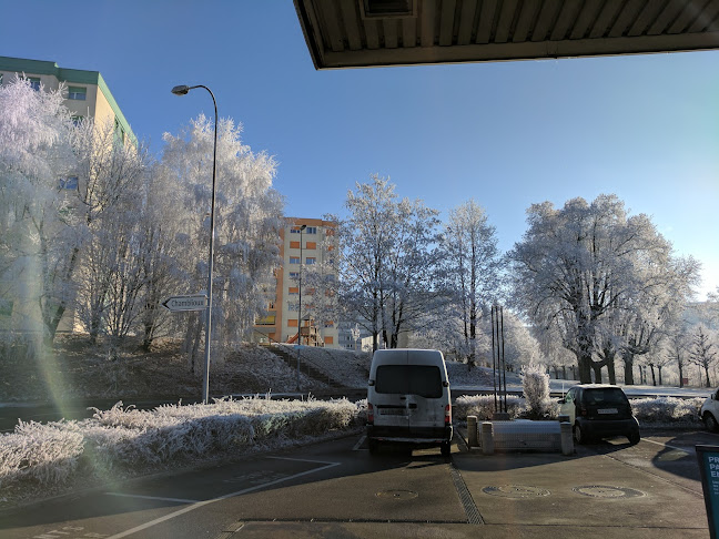 Rezensionen über Tankstelle SOCAR Fribourg Jura in Freiburg - Tankstelle