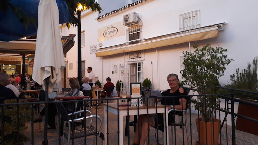 Booz Inn - Av. de la Roca, 29630 Benalmádena, Málaga
