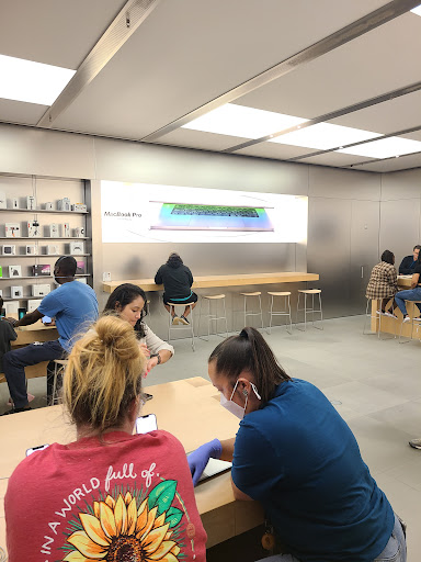 Computer Store «Apple Mall of Georgia», reviews and photos, 3333 Buford Dr NE, Buford, GA 30519, USA