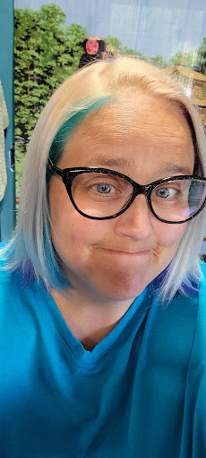 Beauty Salon «Hair Bomb Salon», reviews and photos, 833 Burke St, Winston-Salem, NC 27101, USA