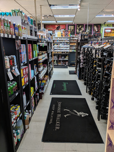 Liquor Store «Liquor World», reviews and photos, 136 Berlin Rd, Cromwell, CT 06416, USA