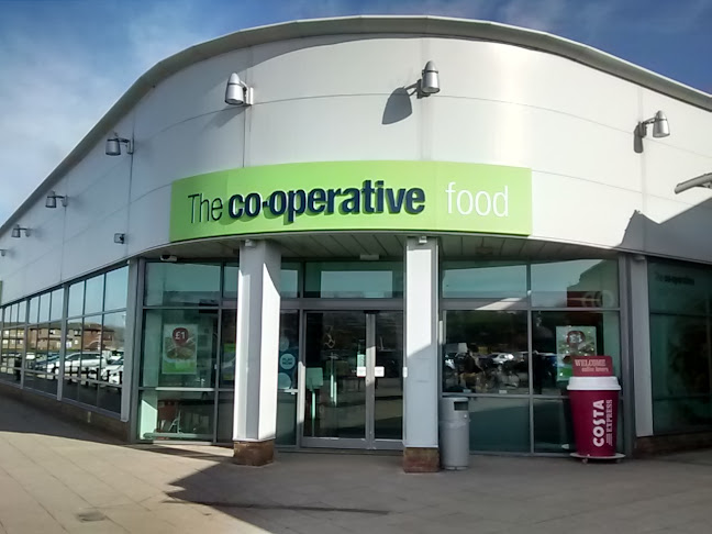 Reviews of The Co-operative Food & Petrol - Orton Goldhay in Peterborough - Gas station