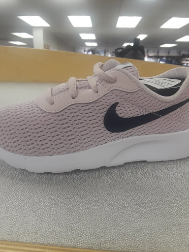 Shoe Store «WSS», reviews and photos, 2388 Long Beach Blvd, Long Beach, CA 90806, USA