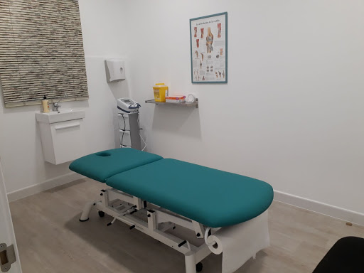 Clínica de fisioterapia y rehabilitación María Coronil en Gelves, Sevilla