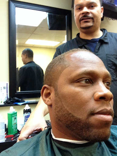 Barber Shop «Elite Barbers», reviews and photos, 2080 E Dublin Granville Rd, Columbus, OH 43229, USA