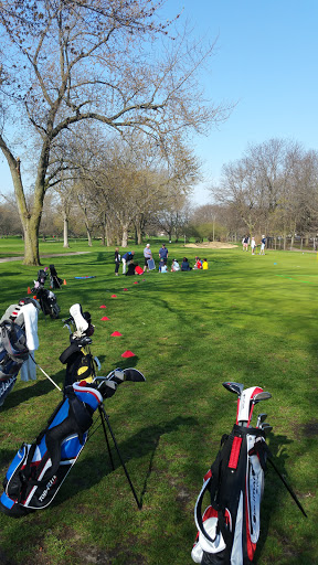 Golf Course «Robert A. Black Golf Course», reviews and photos, 2045 W Pratt Blvd, Chicago, IL 60645, USA