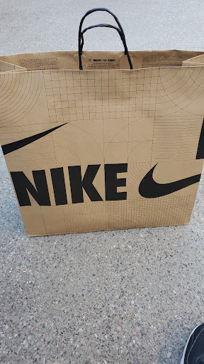 Sporting Goods Store «Nike Factory Store», reviews and photos, 6800 N 95th Ave #590, Glendale, AZ 85301, USA