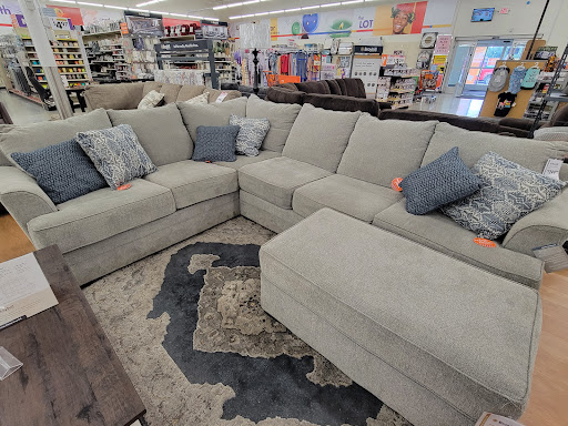 Discount Store «Big Lots», reviews and photos, 2445 Nashville Rd, Bowling Green, KY 42101, USA