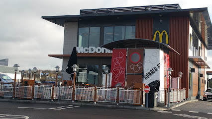 McDonald,s - Luton Retail Park, Gipsy Ln, Luton LU1 3JH, United Kingdom