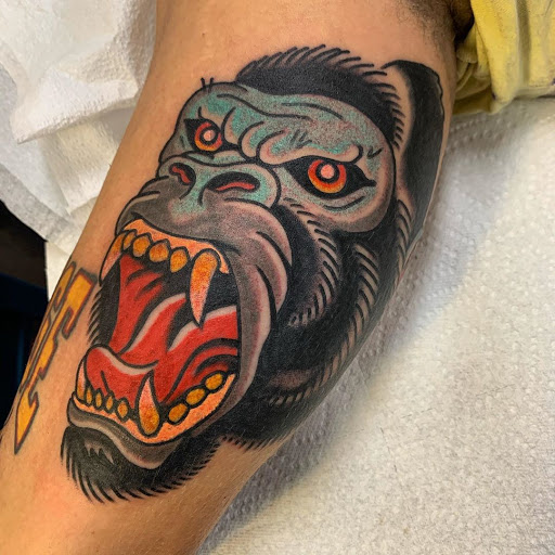 Find tattoo crown ideas for your next unique tattoo in Vista at American Tattoo Vista